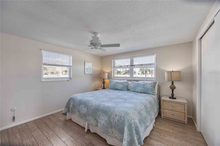 Image No.47-4 Bed Property for sale