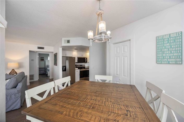 Image No.5-4 Bed Property for sale