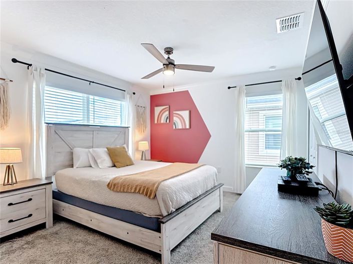 Image No.21-5 Bed Townhouse for sale