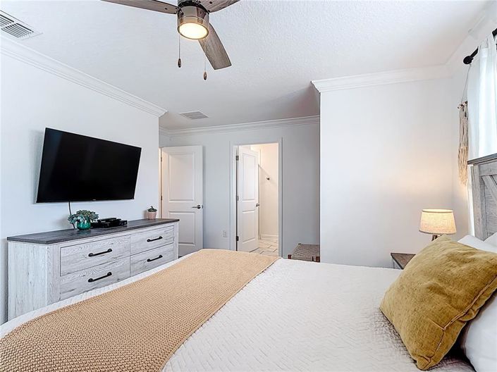 Image No.22-5 Bed Townhouse for sale