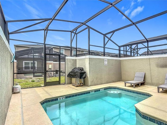 Image No.33-5 Bed Townhouse for sale