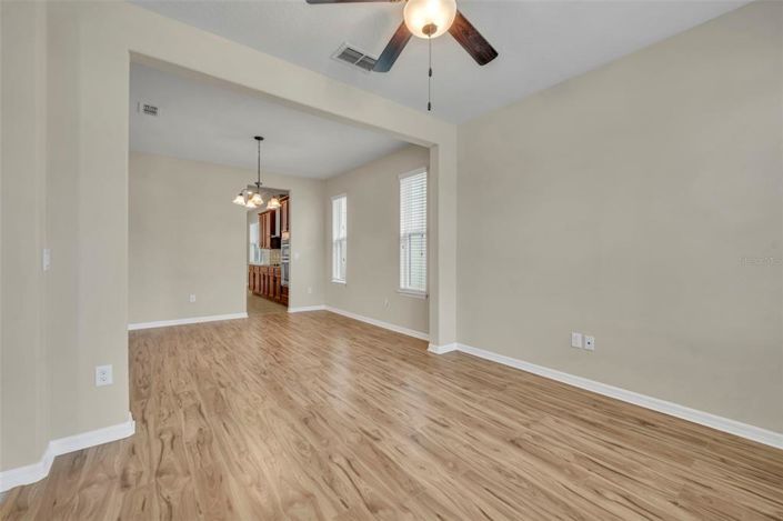 Image No.10-Propriété de 5 chambres à vendre à Kissimmee