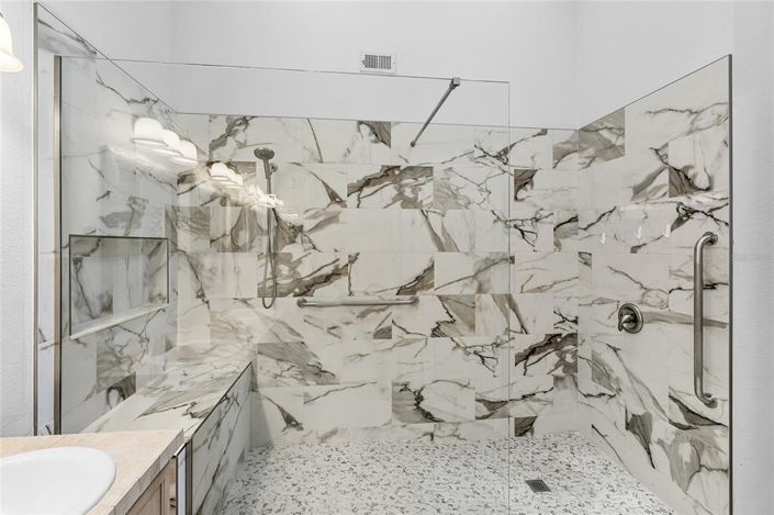 Image No.23-4 Bed Property for sale