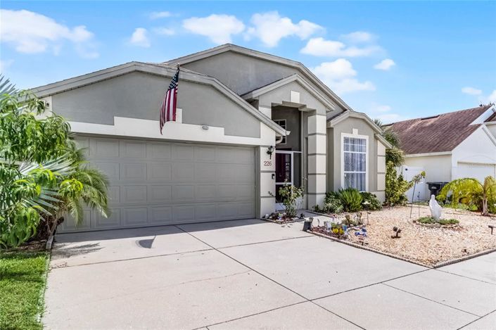 Image No.3-4 Bed Property for sale