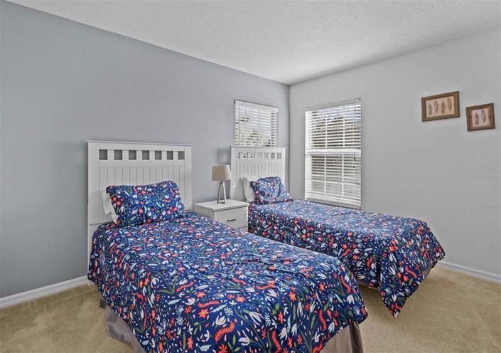 Image No.11-5 Bed Property for sale