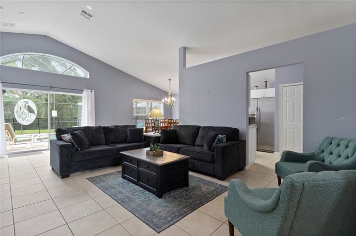 Image No.4-3 Bed Property for sale