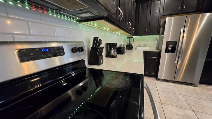 Image No.11-5 Bed Townhouse for sale