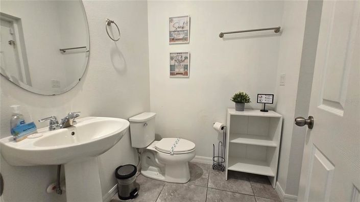 Image No.18-5 Bed Townhouse for sale