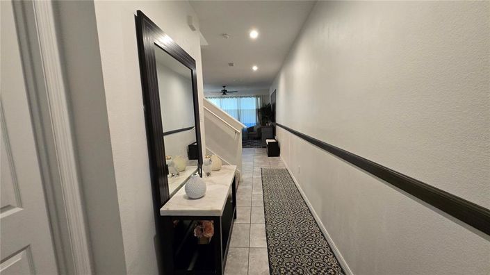 Image No.2-5 Bed Townhouse for sale