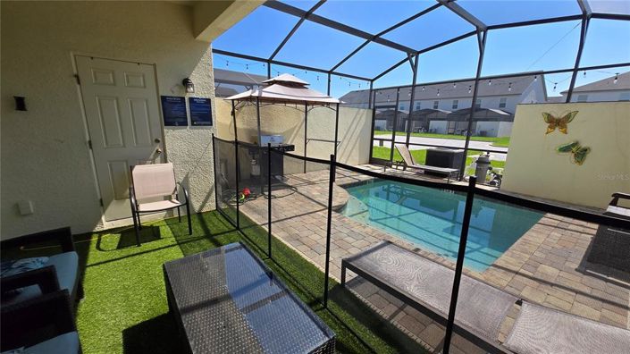 Image No.22-5 Bed Townhouse for sale