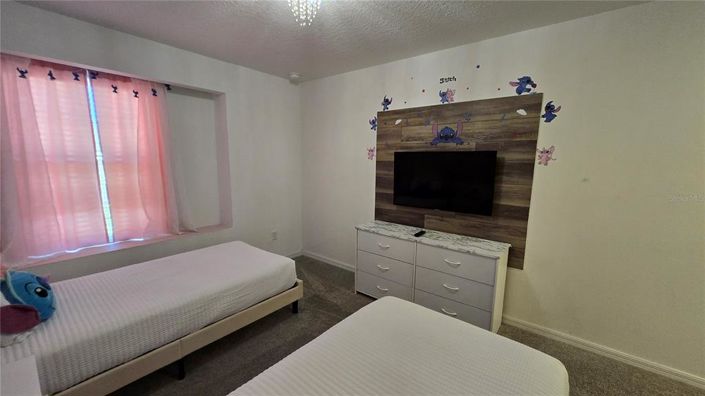 Image No.36-5 Bed Townhouse for sale