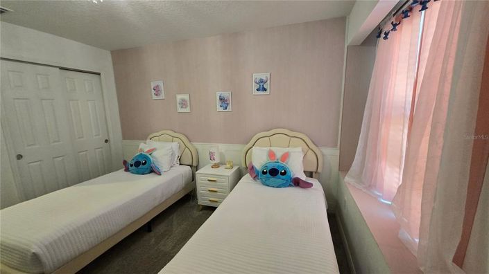 Image No.37-5 Bed Townhouse for sale