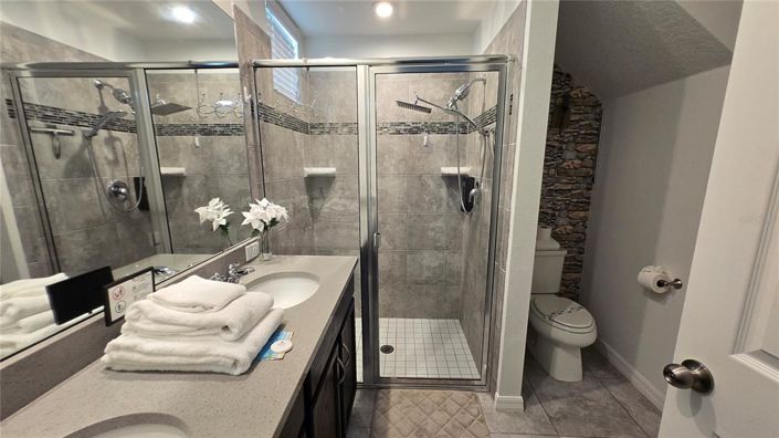 Image No.5-5 Bed Townhouse for sale