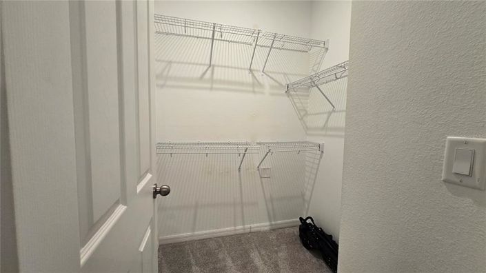 Image No.7-5 Bed Townhouse for sale