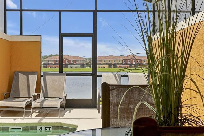 Image No.2-4 Bed Townhouse for sale