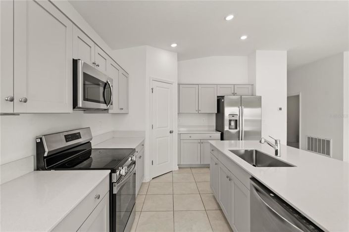 Image No.5-Propriété de 4 chambres à vendre à Haines City