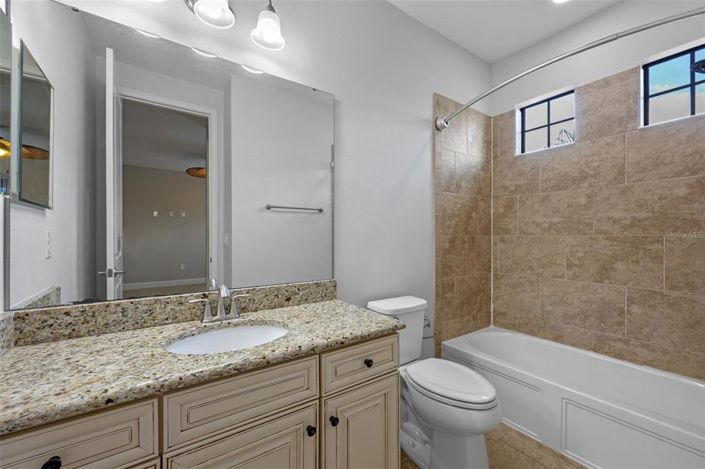 Image No.45-6 Bed Property for sale