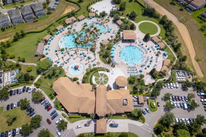 Image No.48-4 Bed Townhouse for sale