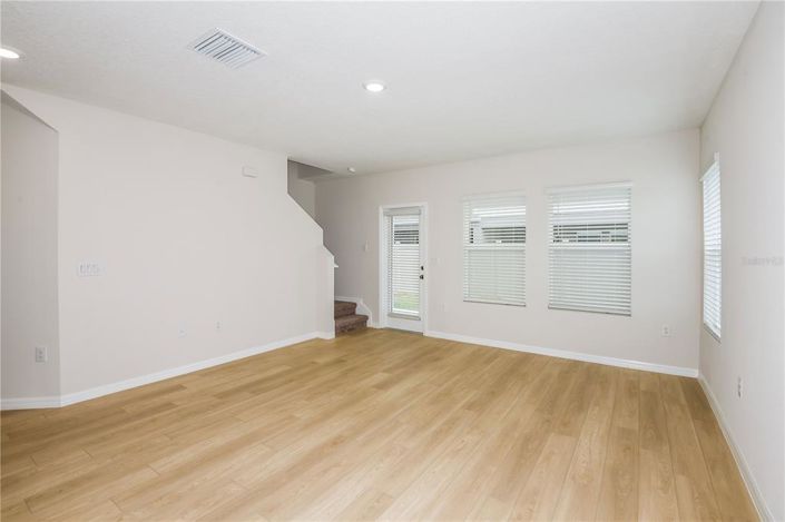 Image No.6-4 Bed Townhouse for sale