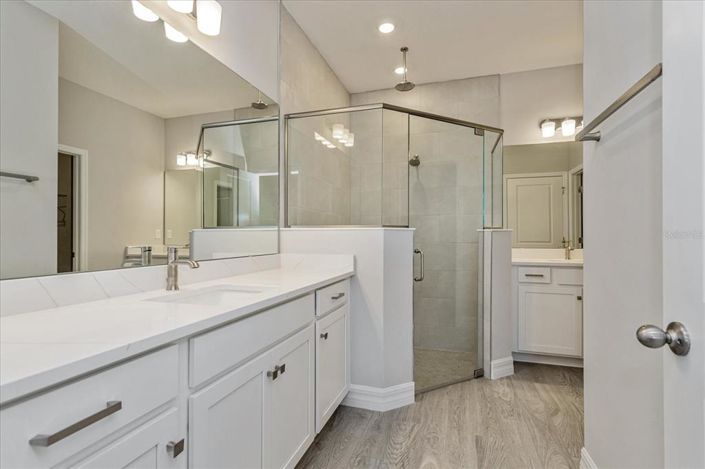 Image No.9-4 Bed Property for sale