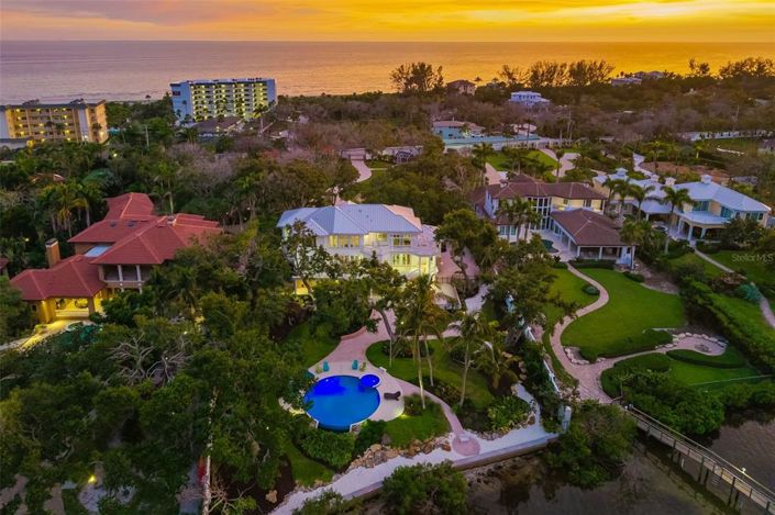 Image No.4-Propriété de 4 chambres à vendre à Sarasota