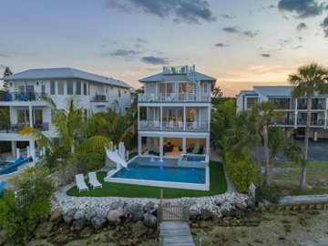 1 - Bradenton Beach, Property