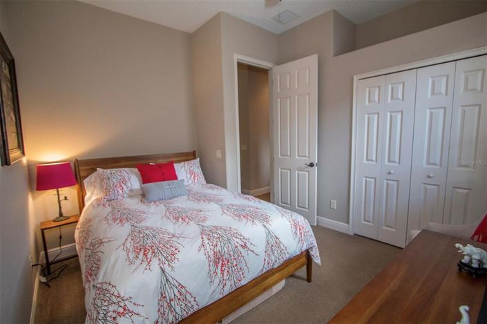 Image No.30-4 Bed Property for sale