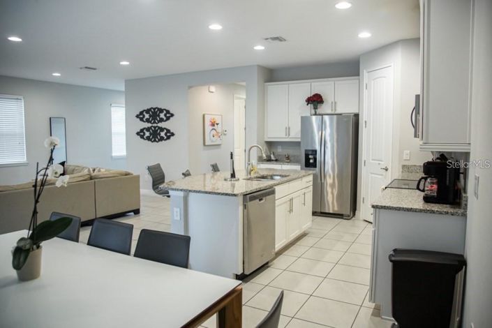 Image No.9-Propriété de 4 chambres à vendre à Kissimmee