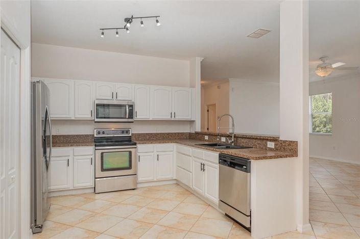 Image No.11-Propriété de 4 chambres à vendre à Kissimmee