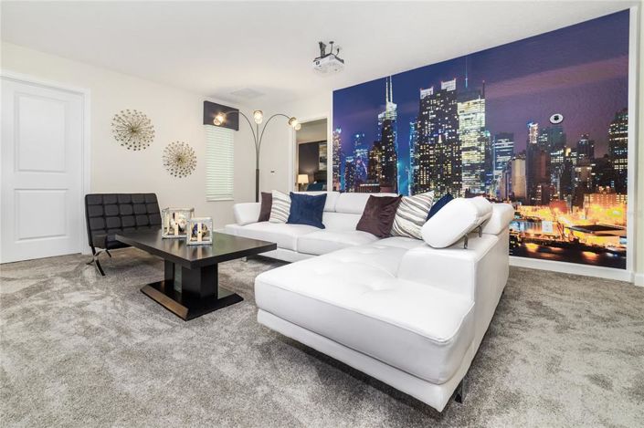 Image No.11-8 Bed Property for sale