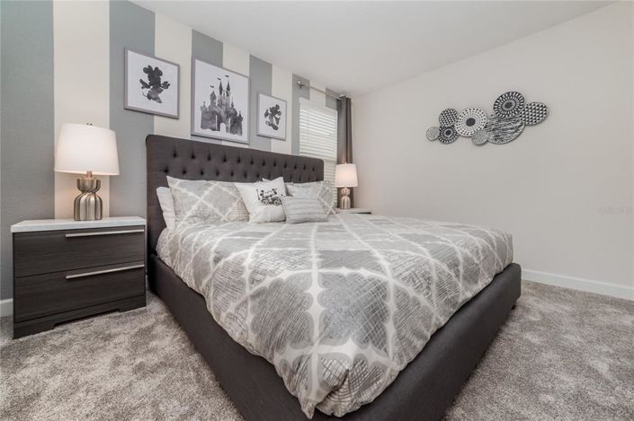 Image No.21-8 Bed Property for sale