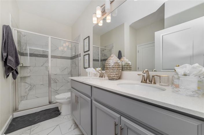 Image No.31-8 Bed Property for sale