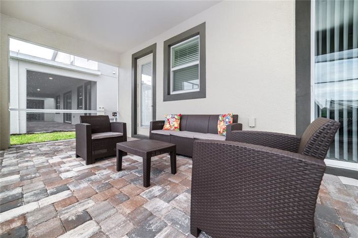 Image No.34-8 Bed Property for sale