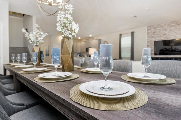 Image No.8-8 Bed Property for sale