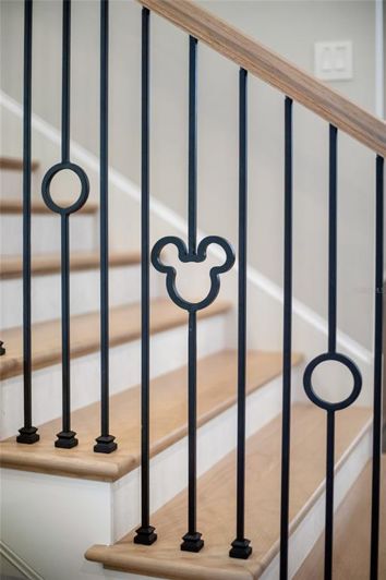 Image No.35-5 Bed Property for sale