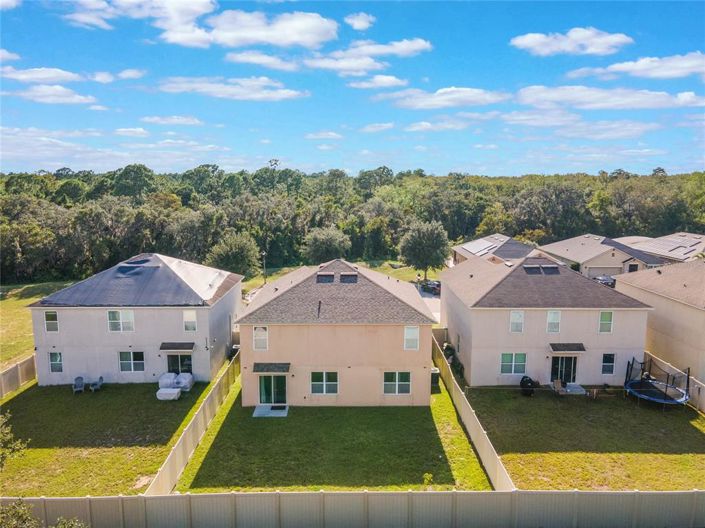 Image No.50-5 Bed Property for sale