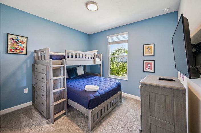 Image No.16-6 Bed Property for sale