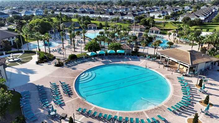 Image No.55-6 Bed Property for sale