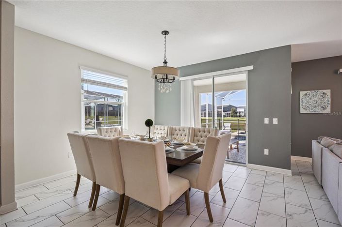 Image No.6-6 Bed Property for sale