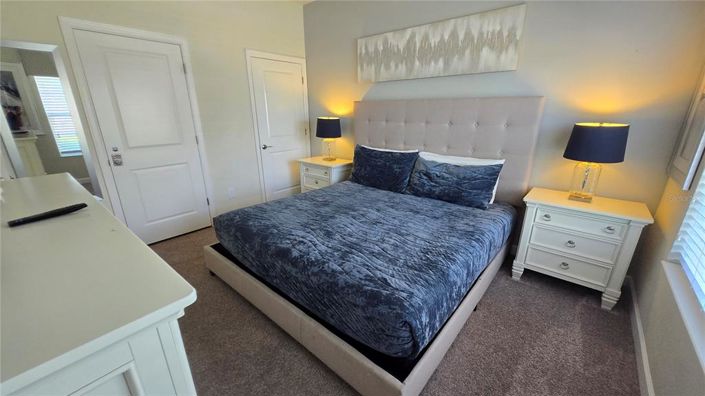 Image No.15-4 Bed Townhouse for sale