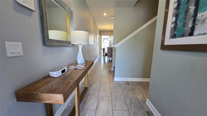 Image No.2-4 Bed Townhouse for sale