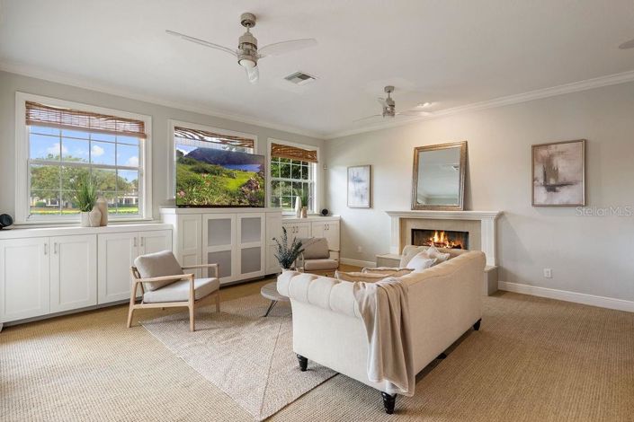 Image No.20-4 Bed Property for sale