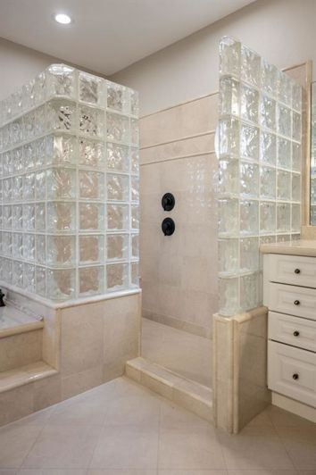 Image No.44-4 Bed Property for sale