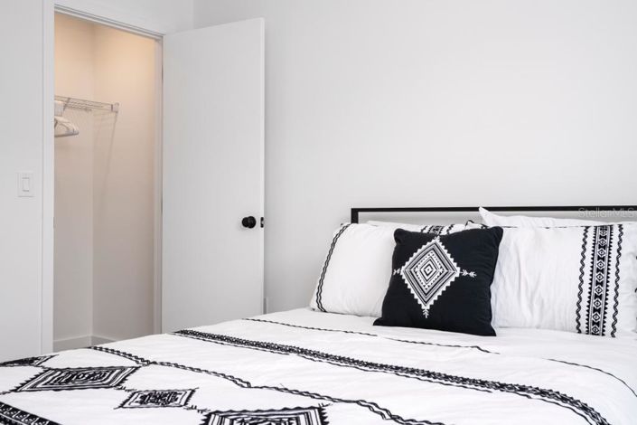 Image No.17-3 Bed Townhouse for sale