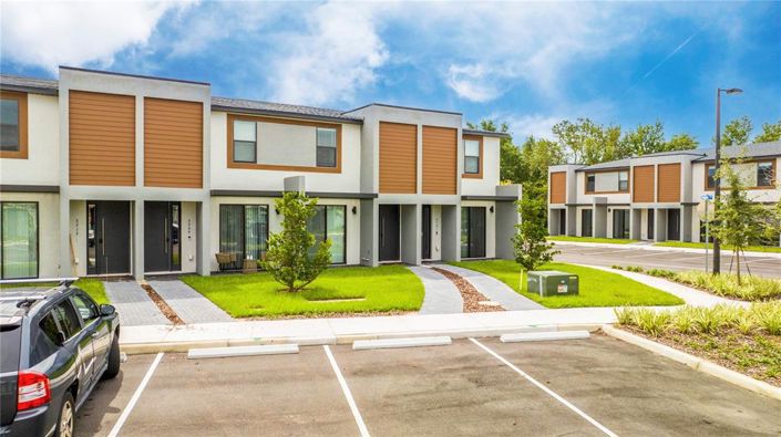 Image No.2-3 Bed Townhouse for sale