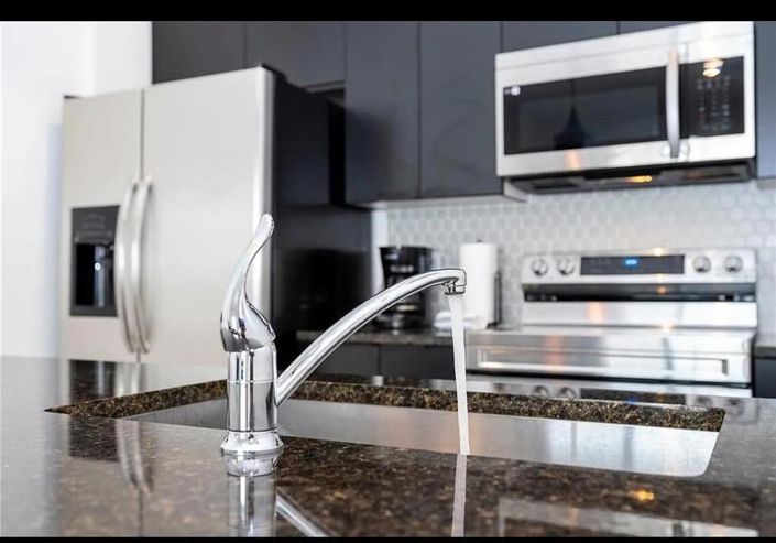 Image No.6-3 Bed Townhouse for sale