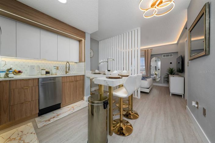 Image No.2-1 Bed Property for sale