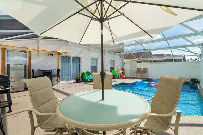 Image No.17-5 Bed Property for sale