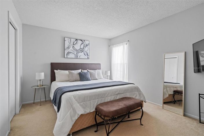 Image No.29-5 Bed Property for sale