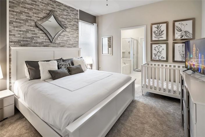 Image No.19-7 Bed Property for sale